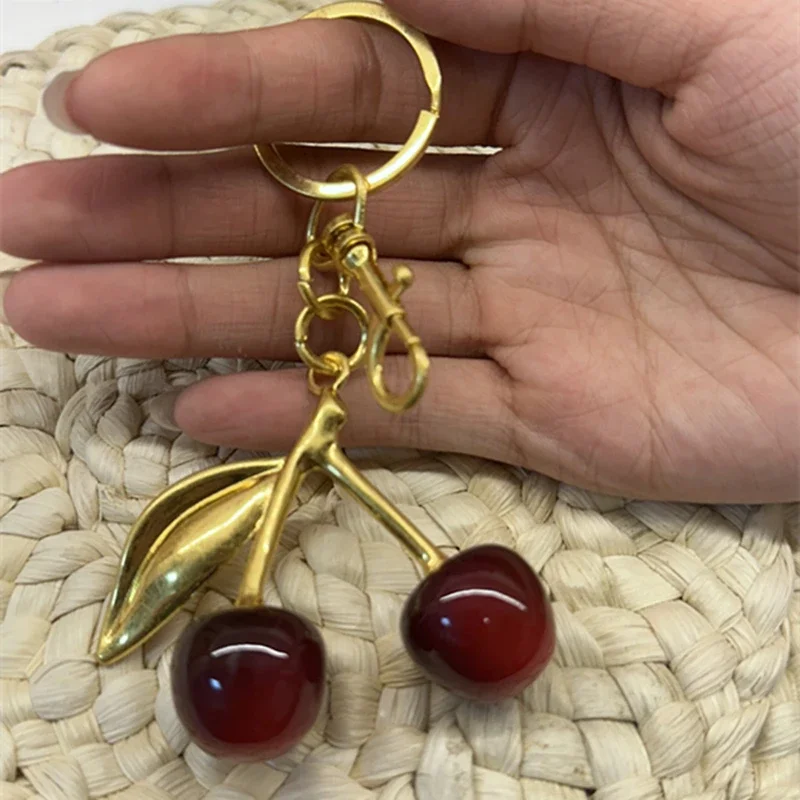 

Cherry Bag Charm Keychain Exquisite Red Cherry Fruit Key Chain For Coach Handbag Shoulder Bag Women Pendant Accessories Gift