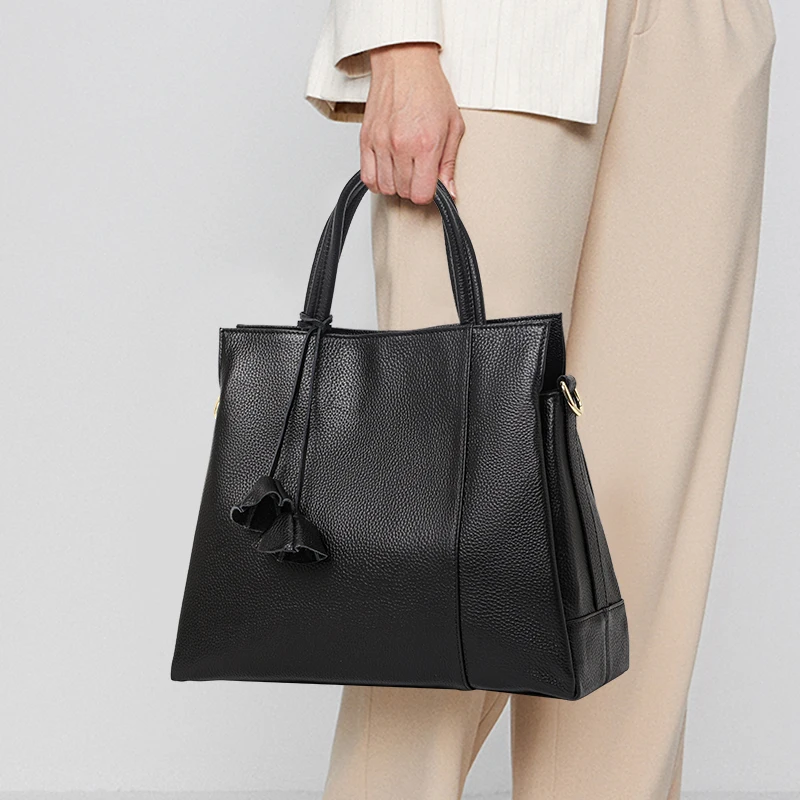 

New Style Fashionable Genuine Leather Handbag, Small Bag, Shoulder Bag, Crossbody Bag for Middle-Aged Women