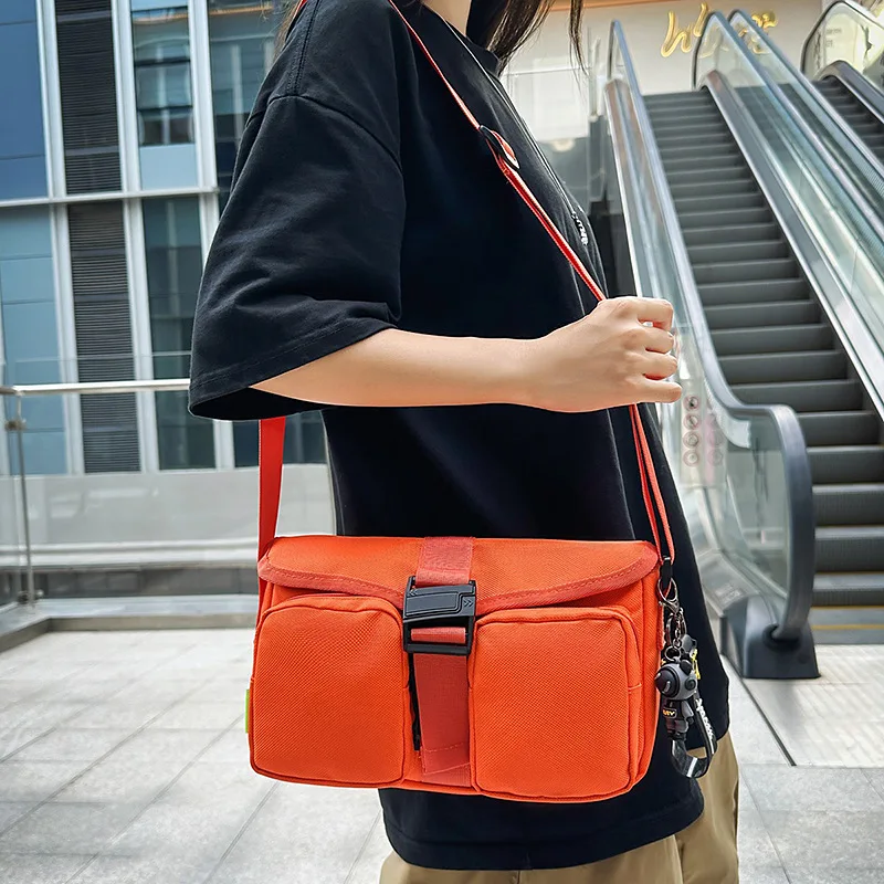 

Solid Color New Casual Messenger Shoulder Bag Messenger Bag Men's and Women's Fashion Retro Style