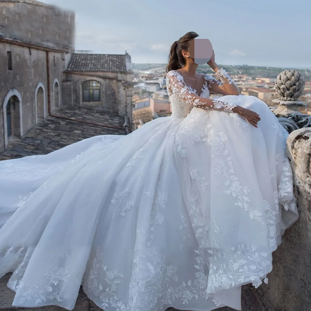 Elegant White Empire V-Neck Wedding Dress Floor-Length Tulle Lace Embroidered White Dress Women's Wedding Gowns for Weddings