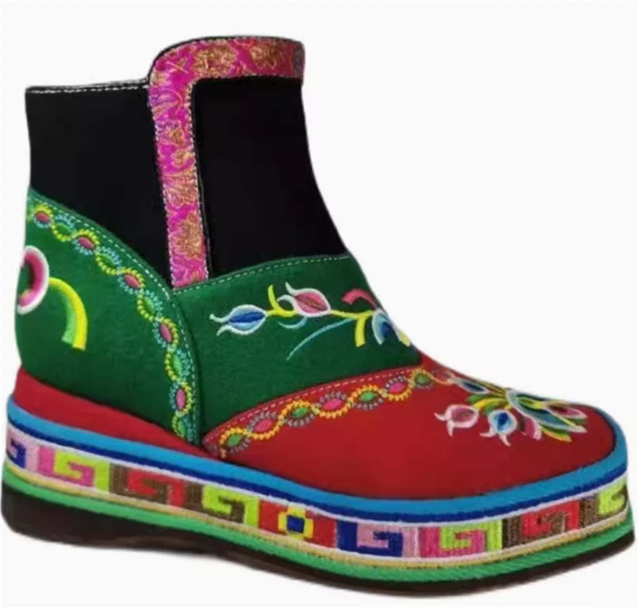 New Tibetan and Qiang women's shoes with ethnic style sheep plush embroidery short boots