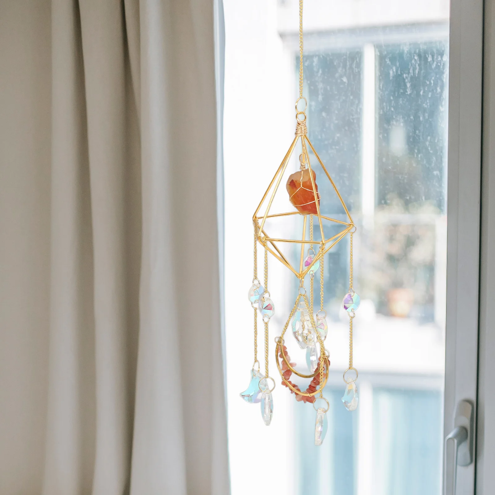 

Crystal Wind Chime Sun Catcher Indoor Red Natural Suncatcher Window Decor Hanging Garden Pendant Crystal Art