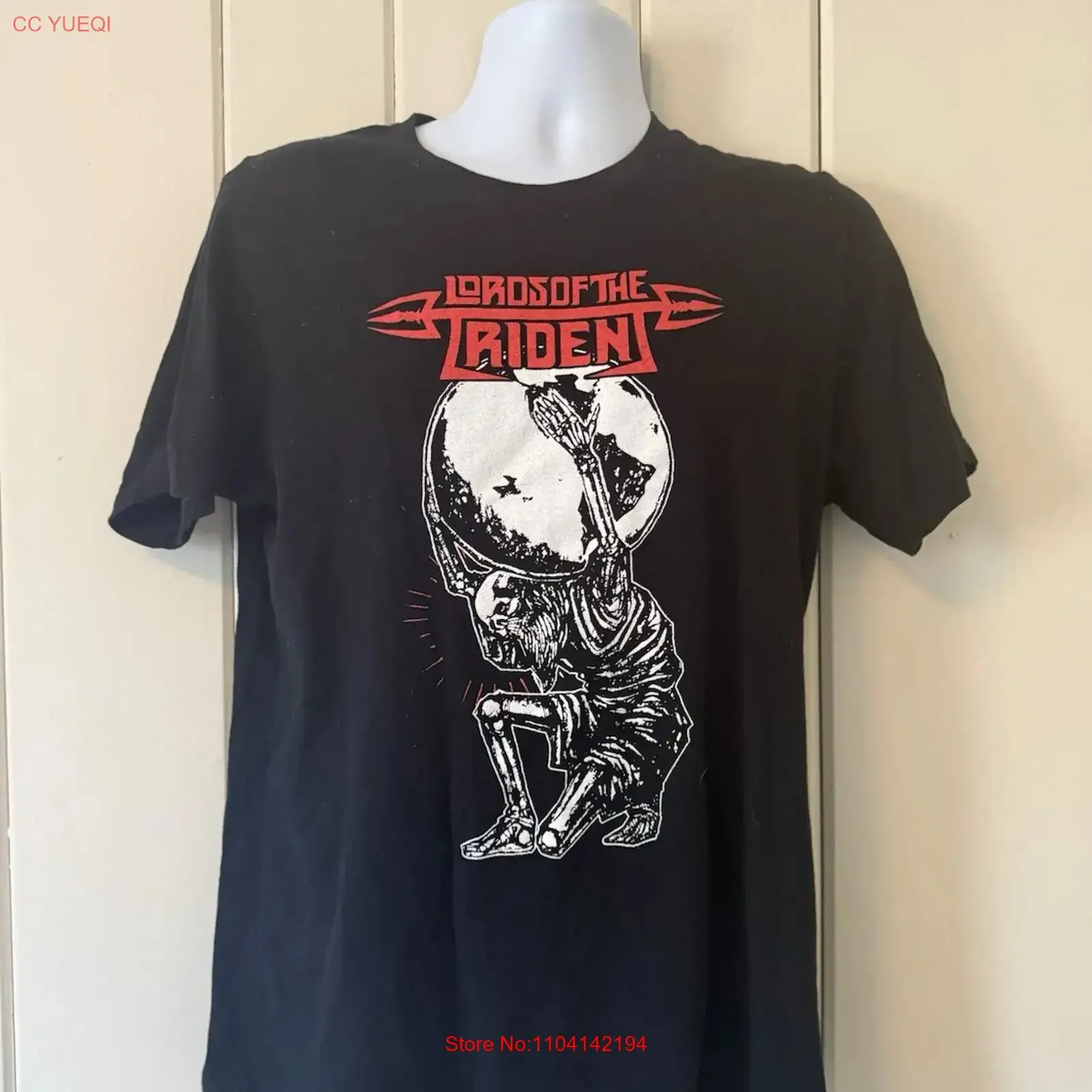 Lords of the Trident Men s L Metal Band Tour Concert T Shirt Skeleton Earth vintage Washed fashion Casual Soft Comfortable