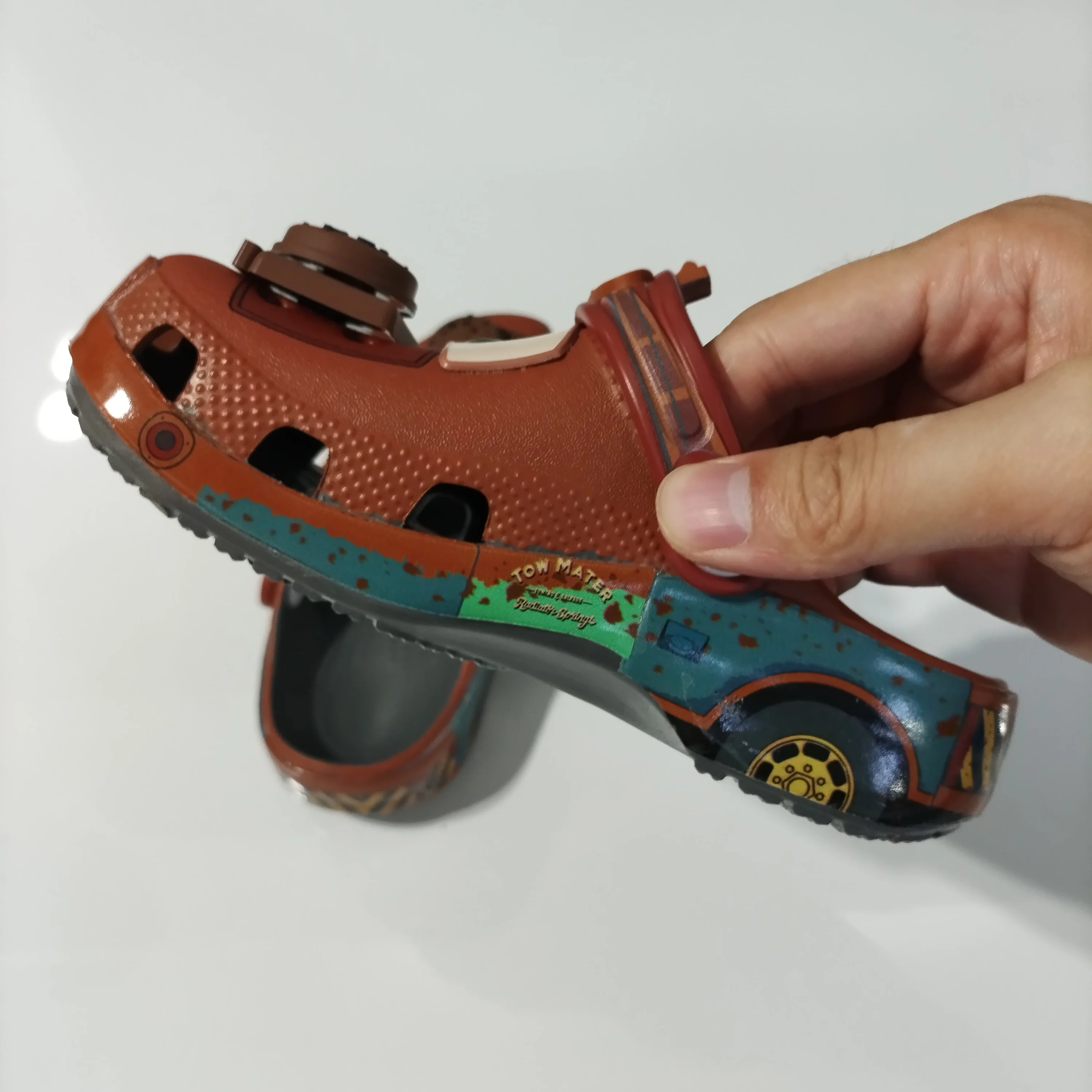 Mcqueens Pixar Mater zapatillas impermeables de dibujos animados para niños sandalias con agujeros sandalias para exteriores Casual transpirable Eva regalo para niño