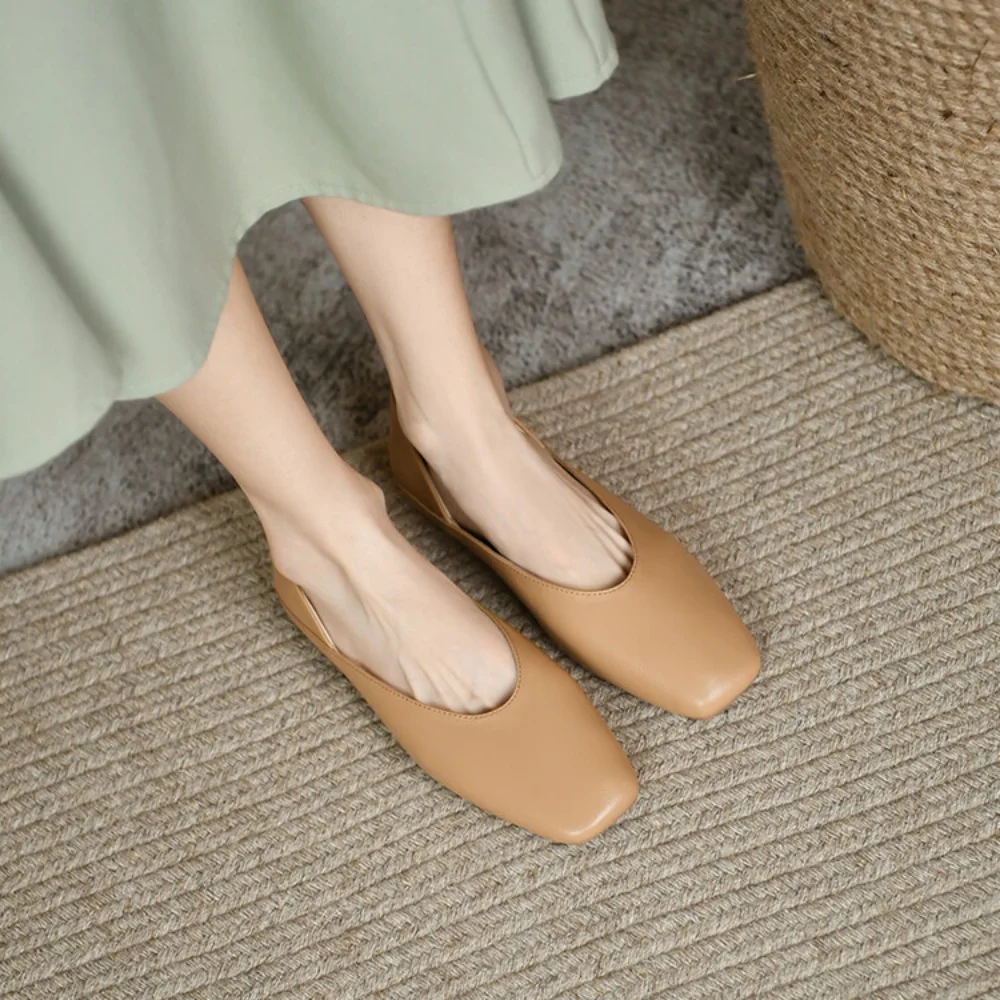 

New genuine leather granny shoes are comfortable and do not tire the feet, soft soles, fashionable, versatile, ballet shoes