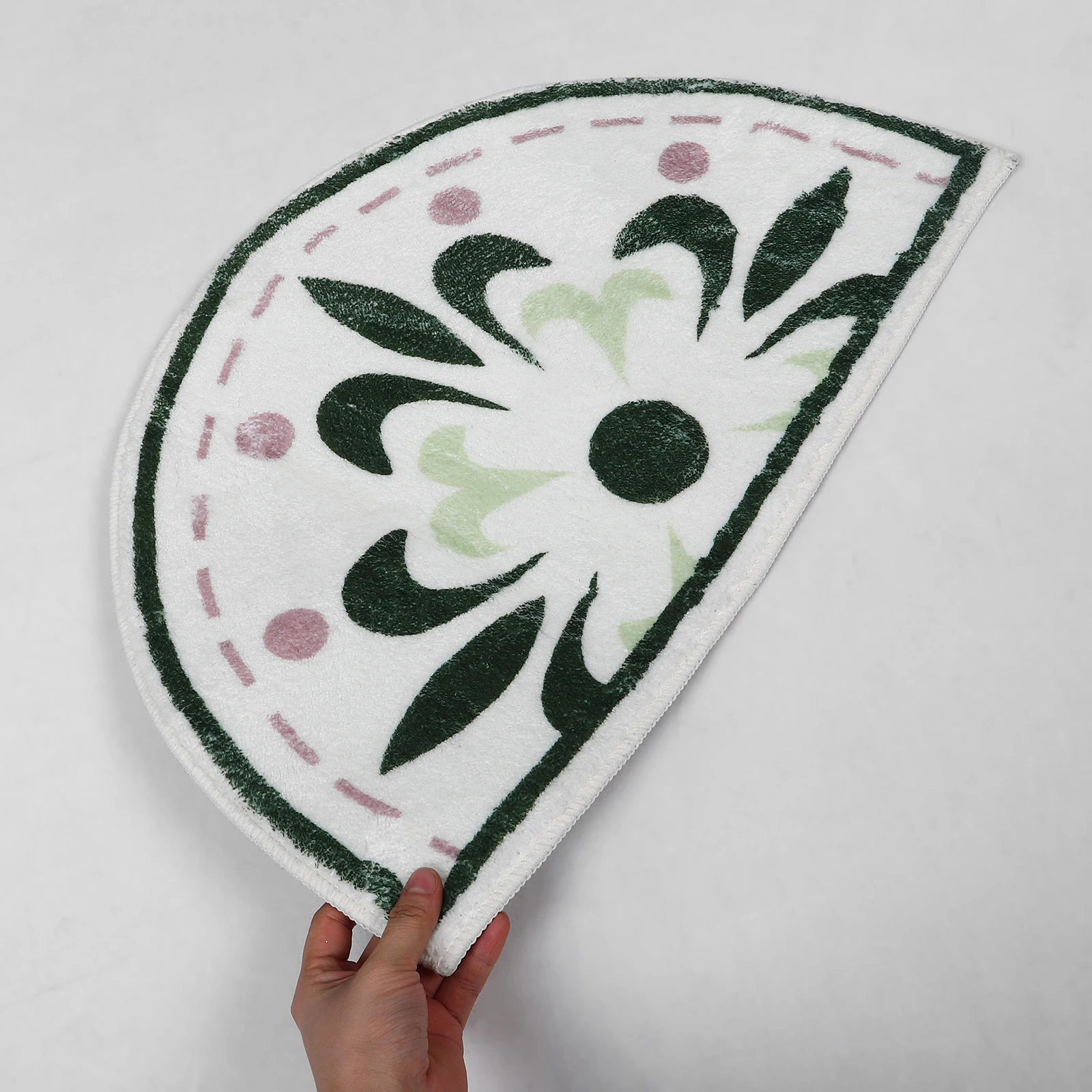 

Bathroom Floor Kitchen Sink Mats Semicircle Bathroom Rugs Cute Polyester Soft Antislip Bath Toilet RV Accessories