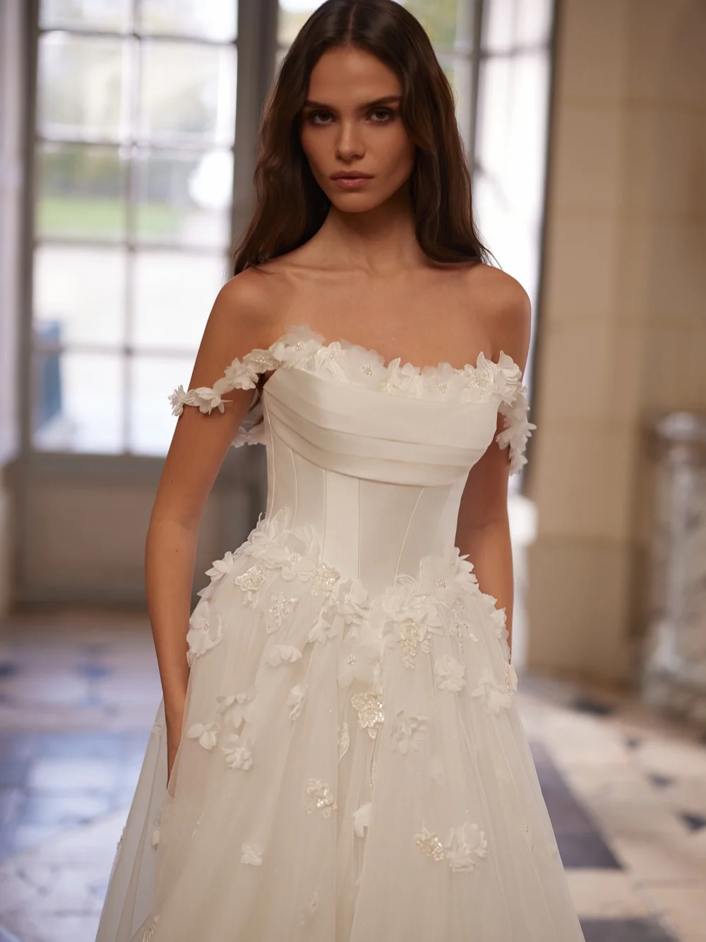 Handmade 3D Floral Long Wedding Dress Glitter Thin Straps Bridal Gown New Customized A-line Floor-length Dresses For Bride