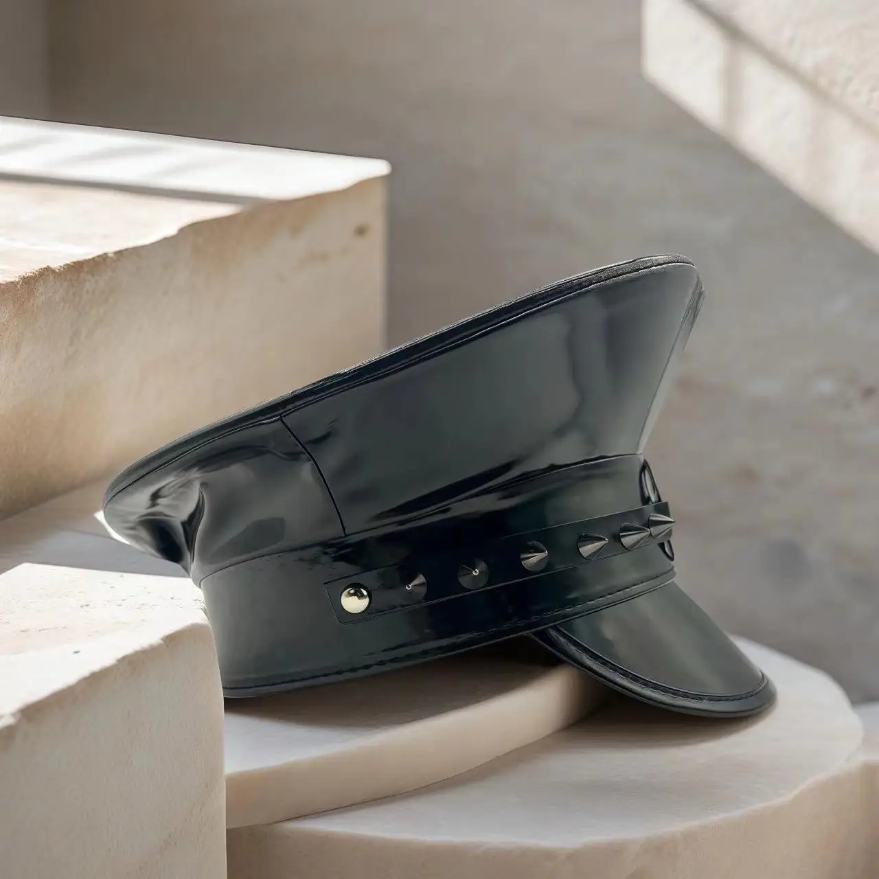 HongLuan Laser lederen kapiteinshoed Strass en militaire petten voor dames, Rave Festivals Accessoires & Feestpet Man Cosplay Fem