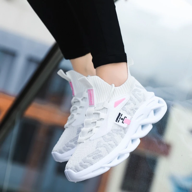 2026 New Women's Casual Dad Shoes, Women Are Young, Breathable Elastic, Fashionable, Foreign Trade Sports, Fly Woven Socks Shoes