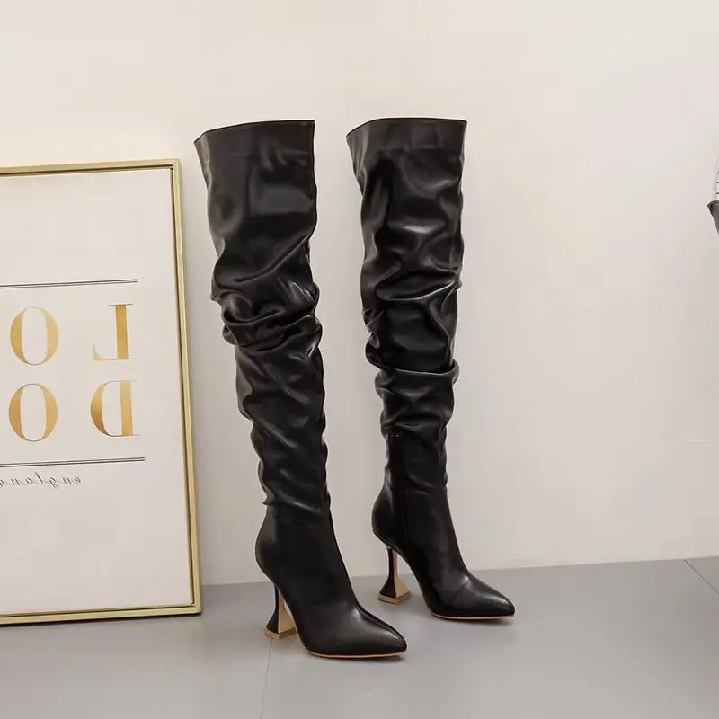 2025 Runway Style W… - image