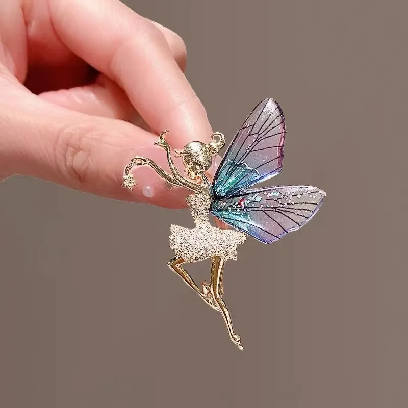 Elegant Ballet Fairy Brooch for Woman Transparent Gradient Wings Sparkly Crystal Lapel Pin Party Wedding Trendy Jewelry Gift