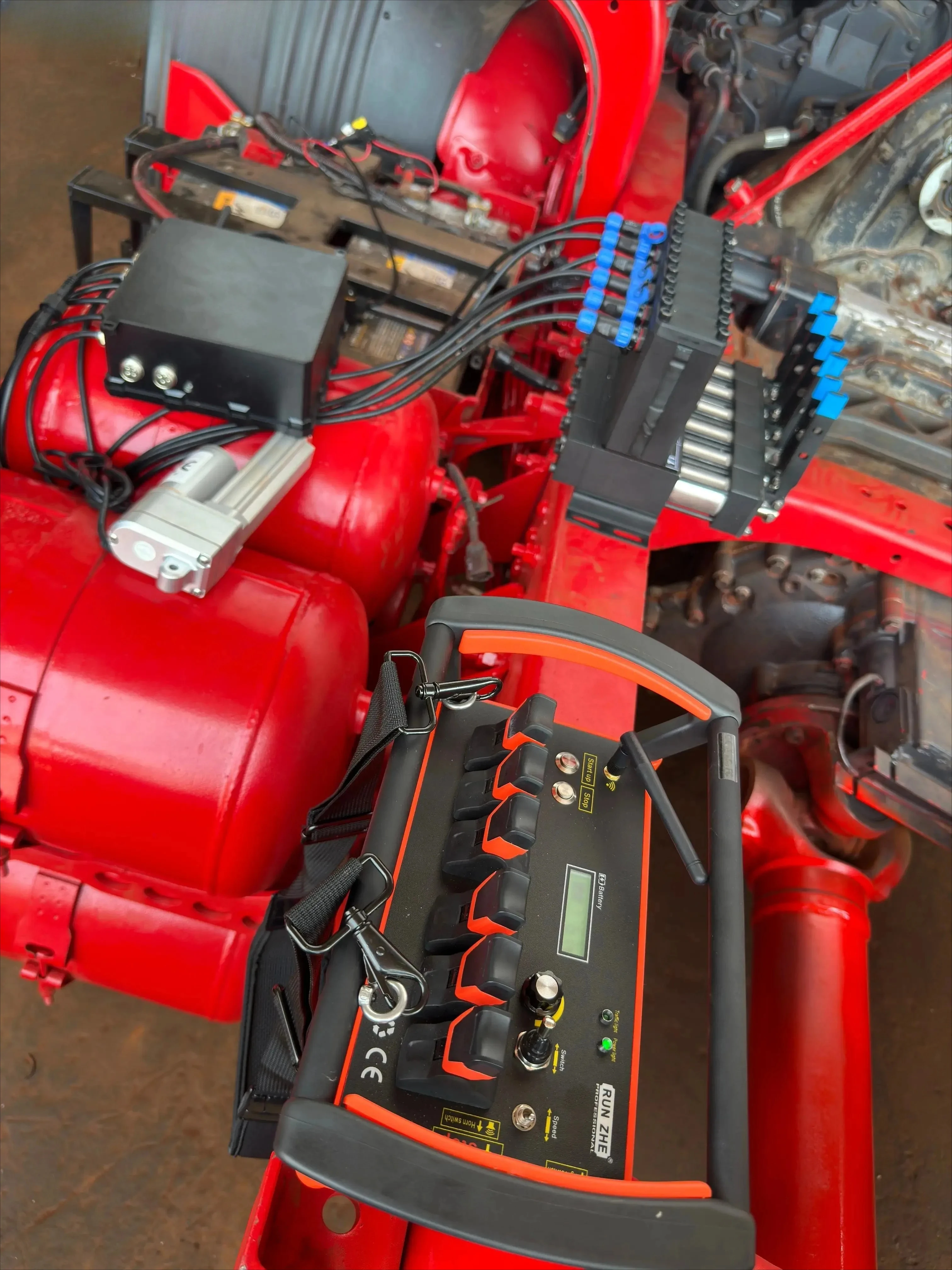 Fully Automatic 6 Joystick Wireless Radio Remote Control for Overhead Crane Hoist Industrial Hydraulic System