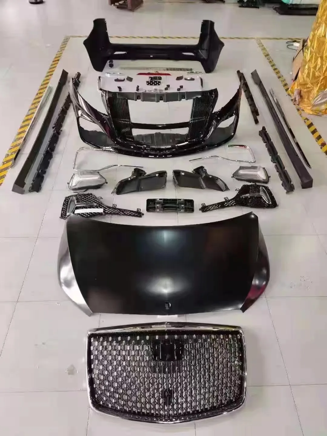 Runde Factory Price For Mercedes-Benz V-class Vito W447 V250 V260 Super Star Body Kit Front Bumper Hood Rear Bumper Side Skirt