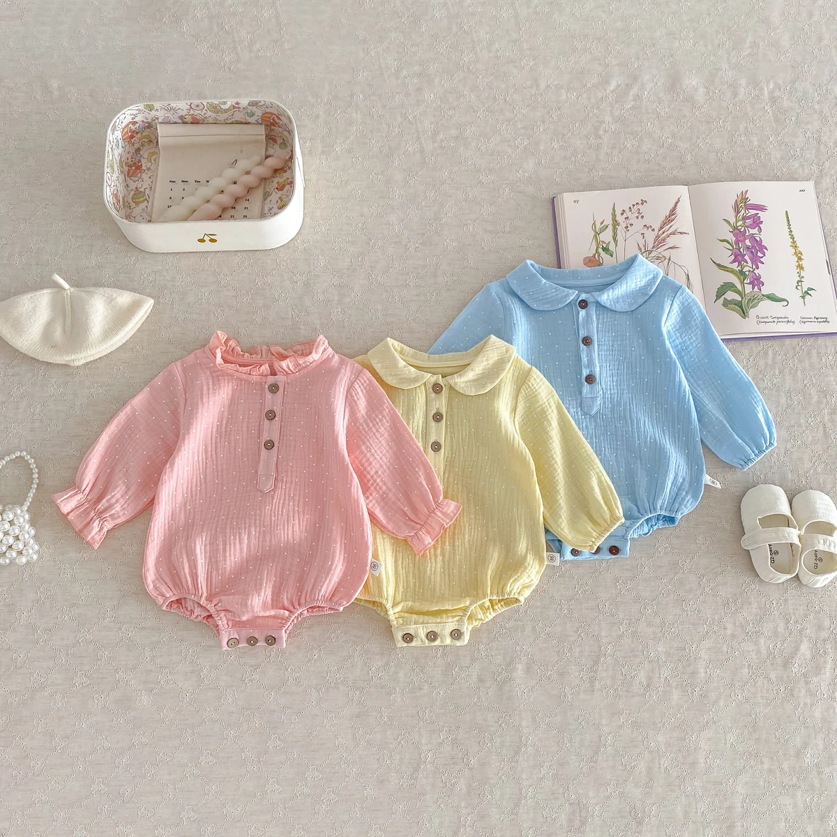 0-2 Years Old Baby Romper Autumn Newborn Baby Girls Jumpsuit  Cotton Plain Infant Long Sleeved Bodysuit