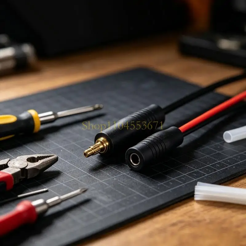 Best Seller 3.5 to 4.0mm Banana Coupler for Radio-Control Motor Wiring Setups, Gold-Finished Contact Areas with a No-Wire Black