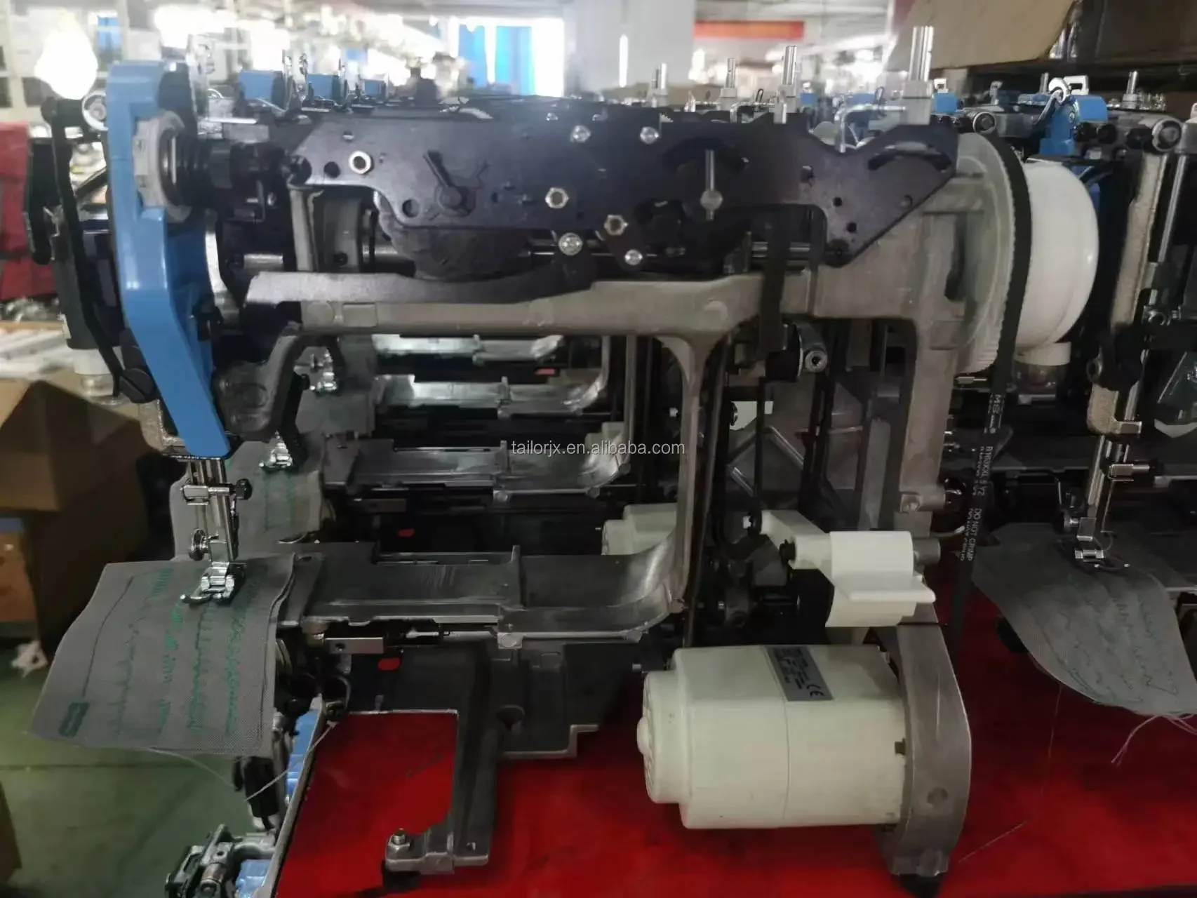 ماكينة خياطة منزلية متينة متعددة الوظائف مكونة من 24 غرزة مع غطاء بلاستيكي من الألومنيوم لخياطة المنزل بجودة جيدة 6224