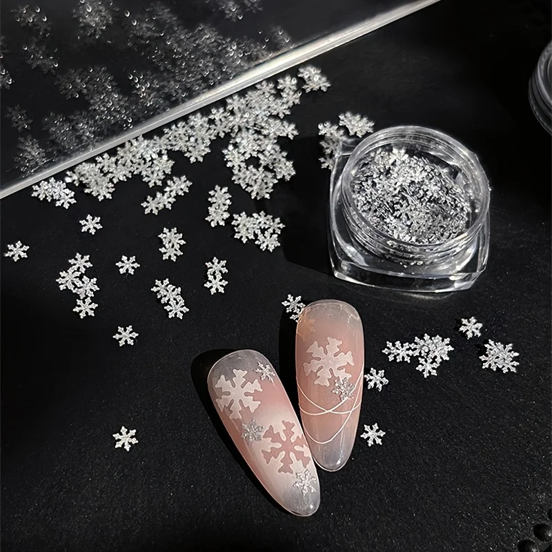 Snowflakes Winter Nail Sequins Sparkling Christmas Flakes Spangles Nail Art Decoration Sticker Tips Nail Charm Manicure Salon