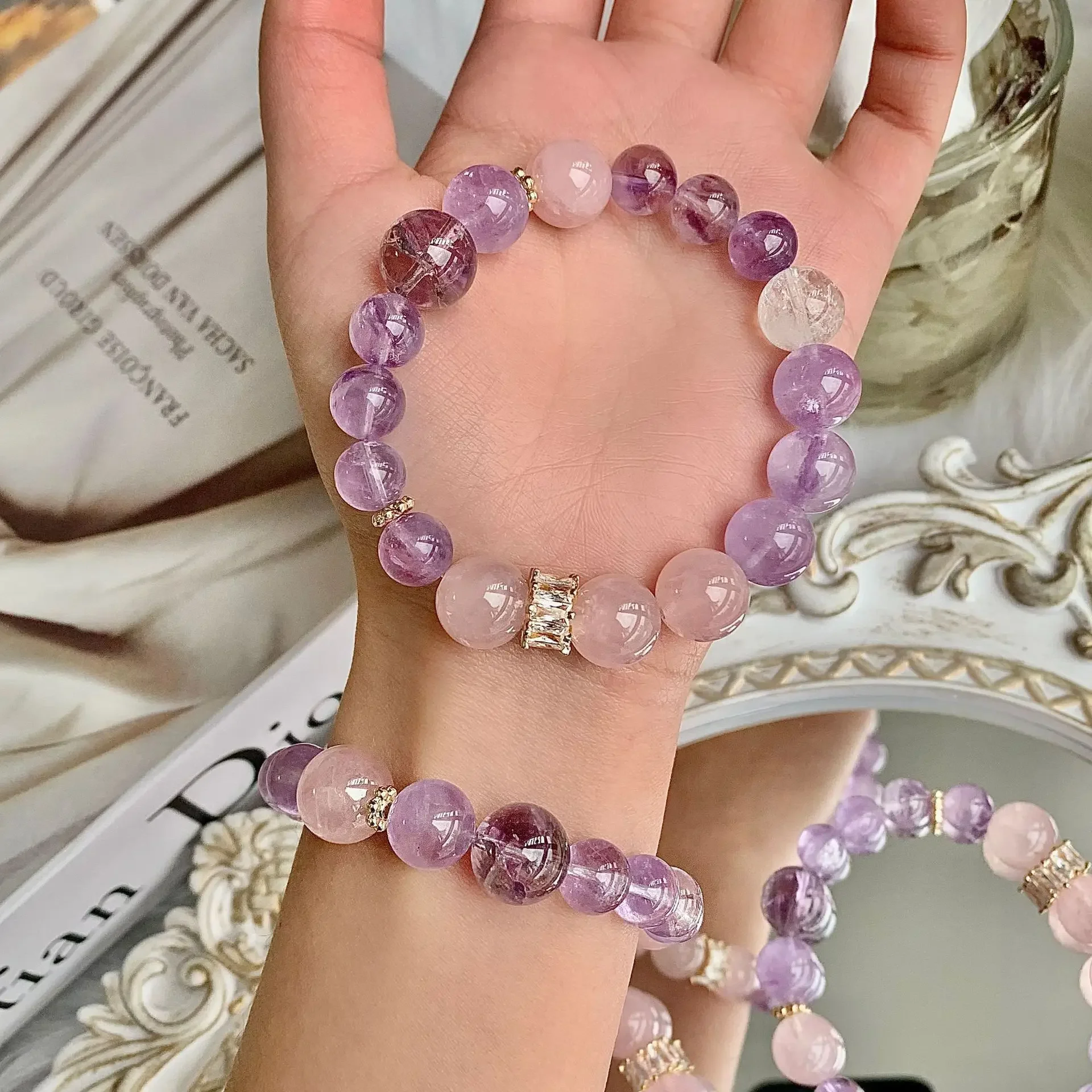 

Natural Jiuli Purple Fire Powder Crystal Amethyst Bracelet Women's Fashion Light Luxury Duobao Crystal Bracelet