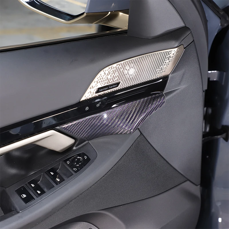 

Real Carbon Fiber Car Front Door Inner Handle Frame Cover Trim Interior Car Accessories For BMW 5 Series G60 2024-2025