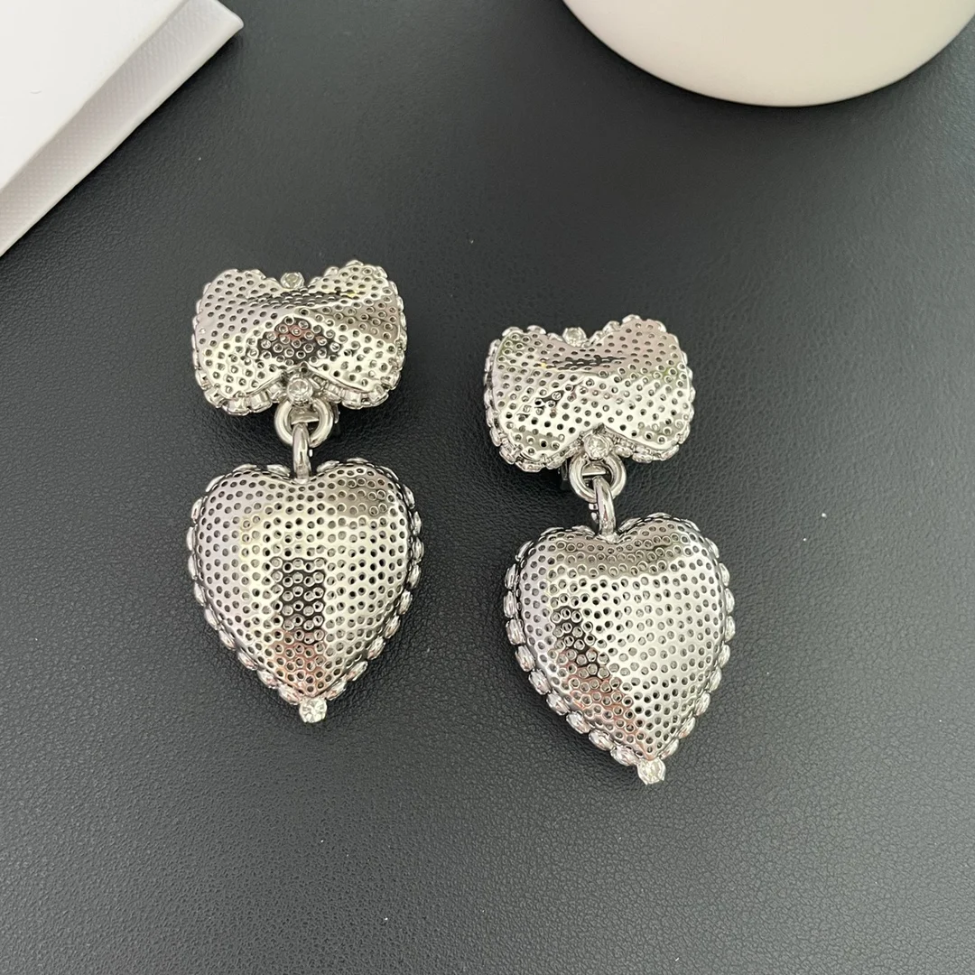 

New Butterfly Peach Heart Crystal Ear Clips, Unusual Style, Exaggerating Style, Personalized Earrings