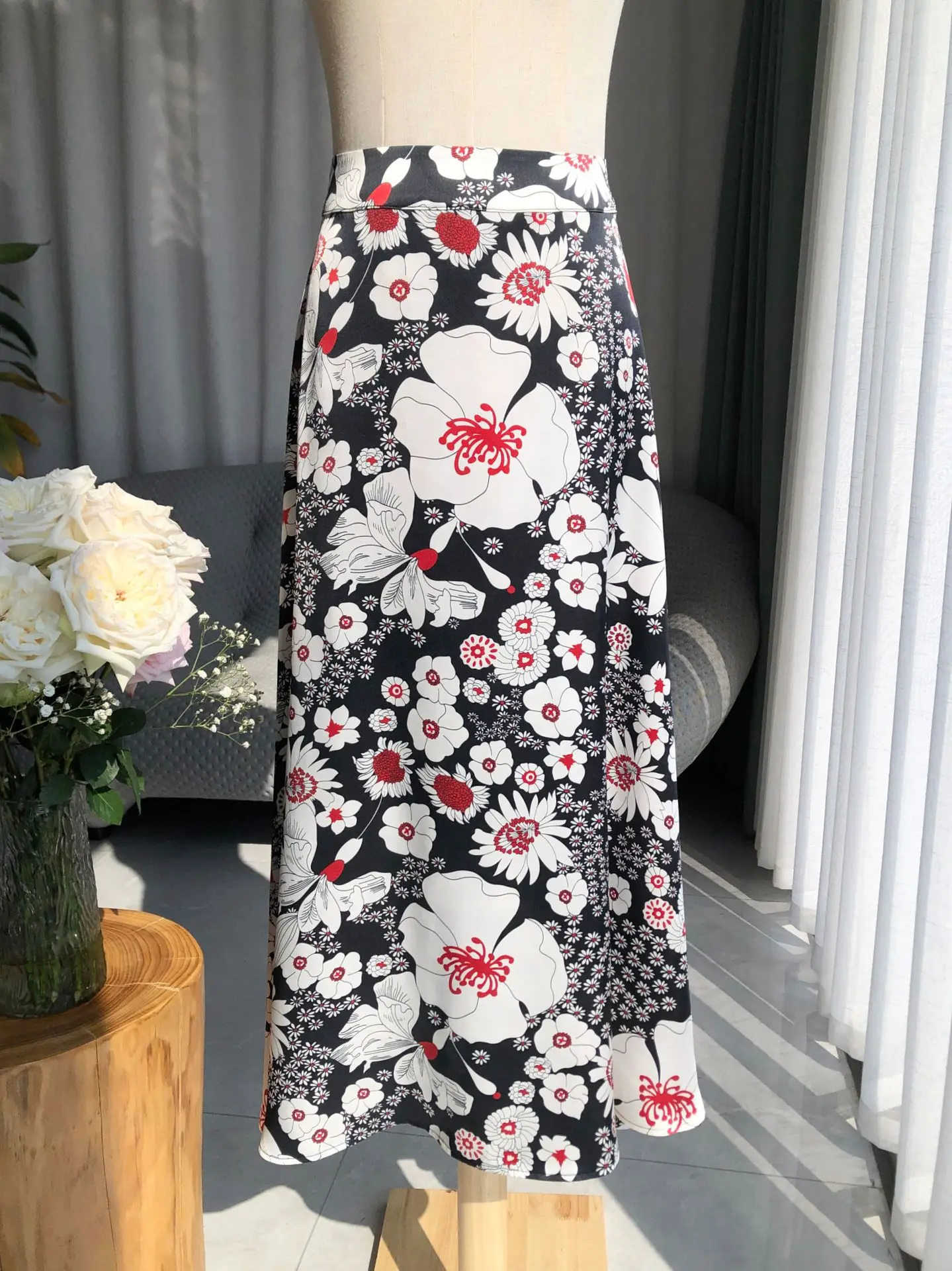 BirdTree-ผู้หญิง 16 มม.100% ผ้าไหมElegantกระโปรงเอวยางยืดพิมพ์ดอกไม้,โรแมนติกRetro Retro Partyกระโปรง,2025 ฤดูร้อนB57429CC