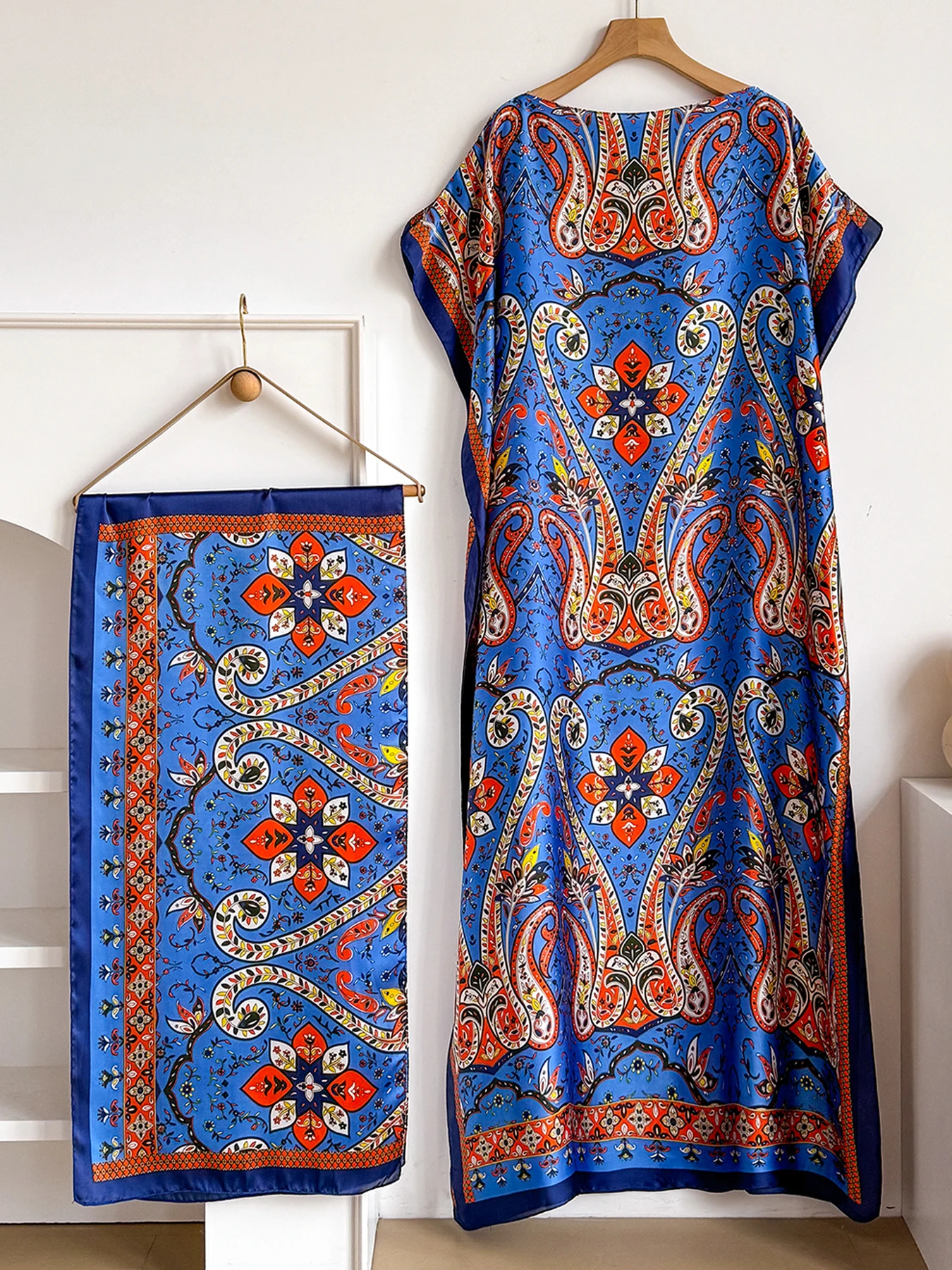 Classic Paisley Floral Satin Print Loose Maxi Kaftan Abaya African Muslim Women Summer Beach Holiday Wear with Scarf