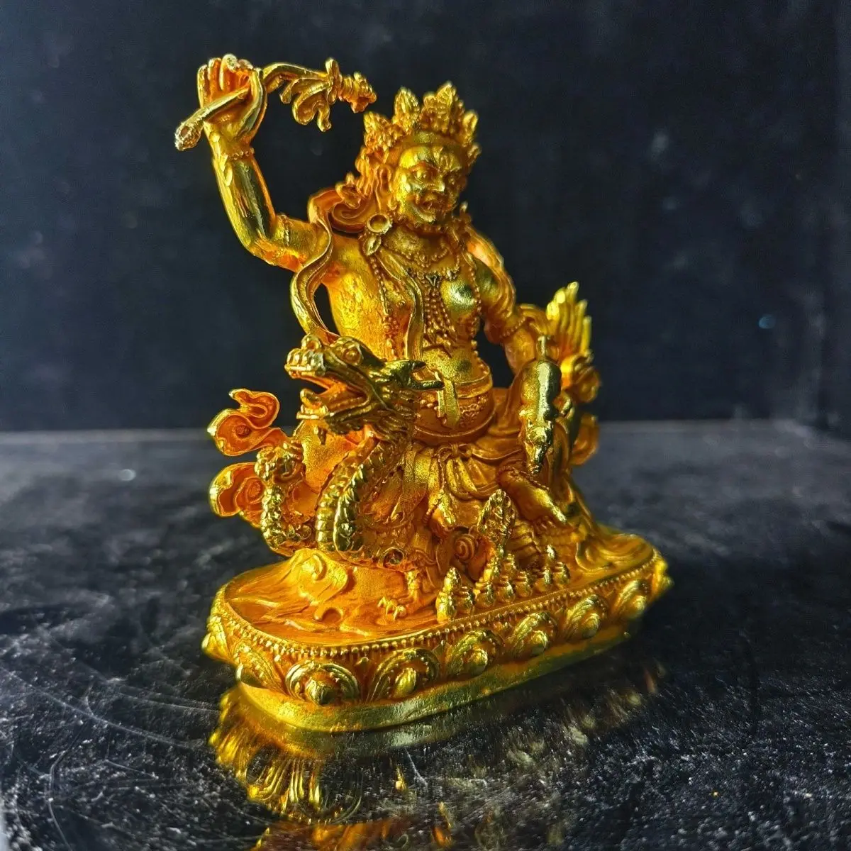 Tibetan Buddhism White Jambhala Gilded Statue Dragon Seat Wealth Deity Sculpture Home Altar Worship Decoration