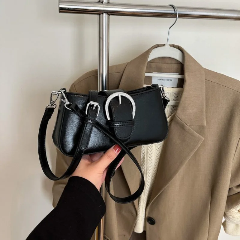 

Elegant Classic Designer Handbag For Women Paris Fashion Minimalist Vintage Leather Solid Color Unique