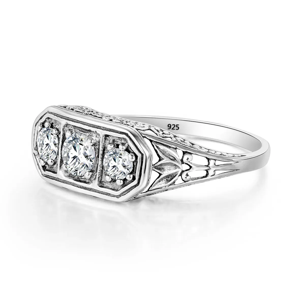 

SDOOU Vintage 0.3CT Mossanite Women's Ring 925 Silver Certified 3 Stone Rings for Party Jewelry Trend 2026 BIRTHDAY Gifts New