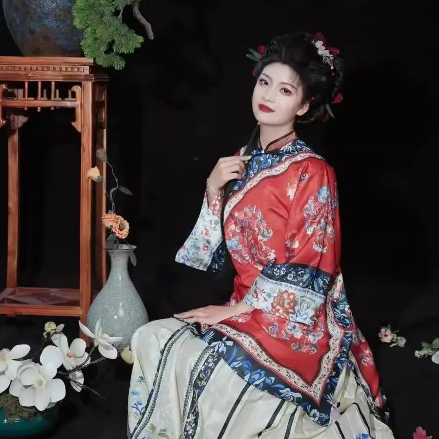 

Qing Dynasty Hanfu Set - Women's Horse Face Skirt Embroidery Traditional Chinese Costume New Arrival Hanfu Outfit