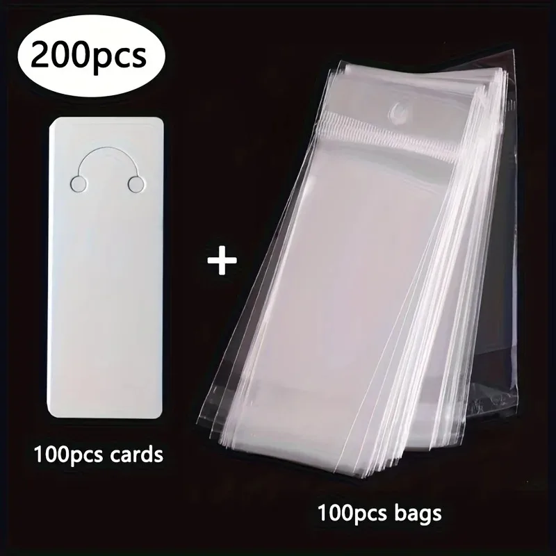 مجموعة عرض سلسلة المفاتيح مكونة من 200 قطعة: جاهزة للبيع بالتجزئة مع 100 بطاقة قابلة لإعادة التدوير و100 كيسًا شفافًا. فتحات مقطوعة مسبقًا للمحلات والعروض التجارية. #1