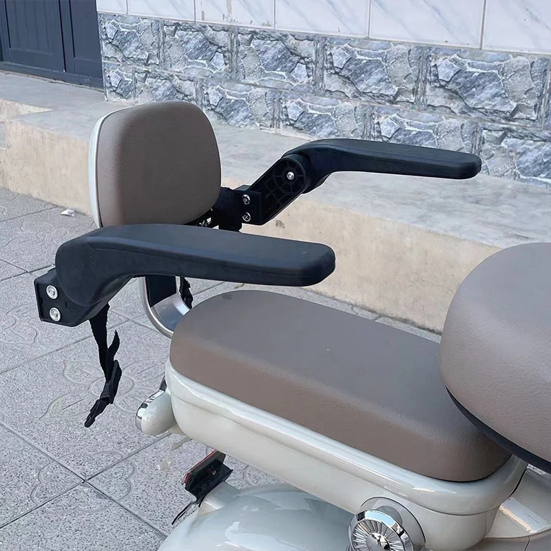 

Foldable Electric Vehicle Child Seat Guardrail Rotatable Anti Fall Waterproof Portable And Adjustable