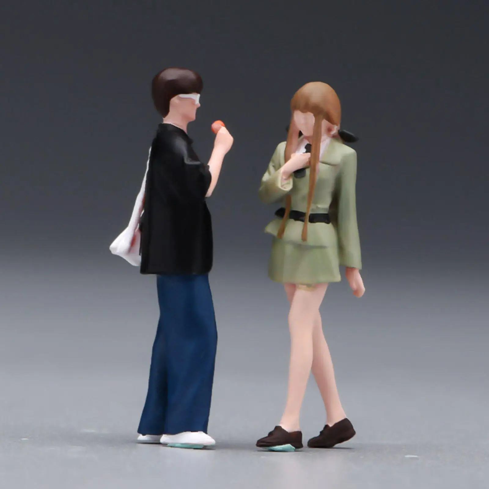 

1:64 Man and Woman Figure Model, Dioramas Realistic Mini Couple Figure Photo Prop, Tiny People Model for DIY Scene Fairy Garden
