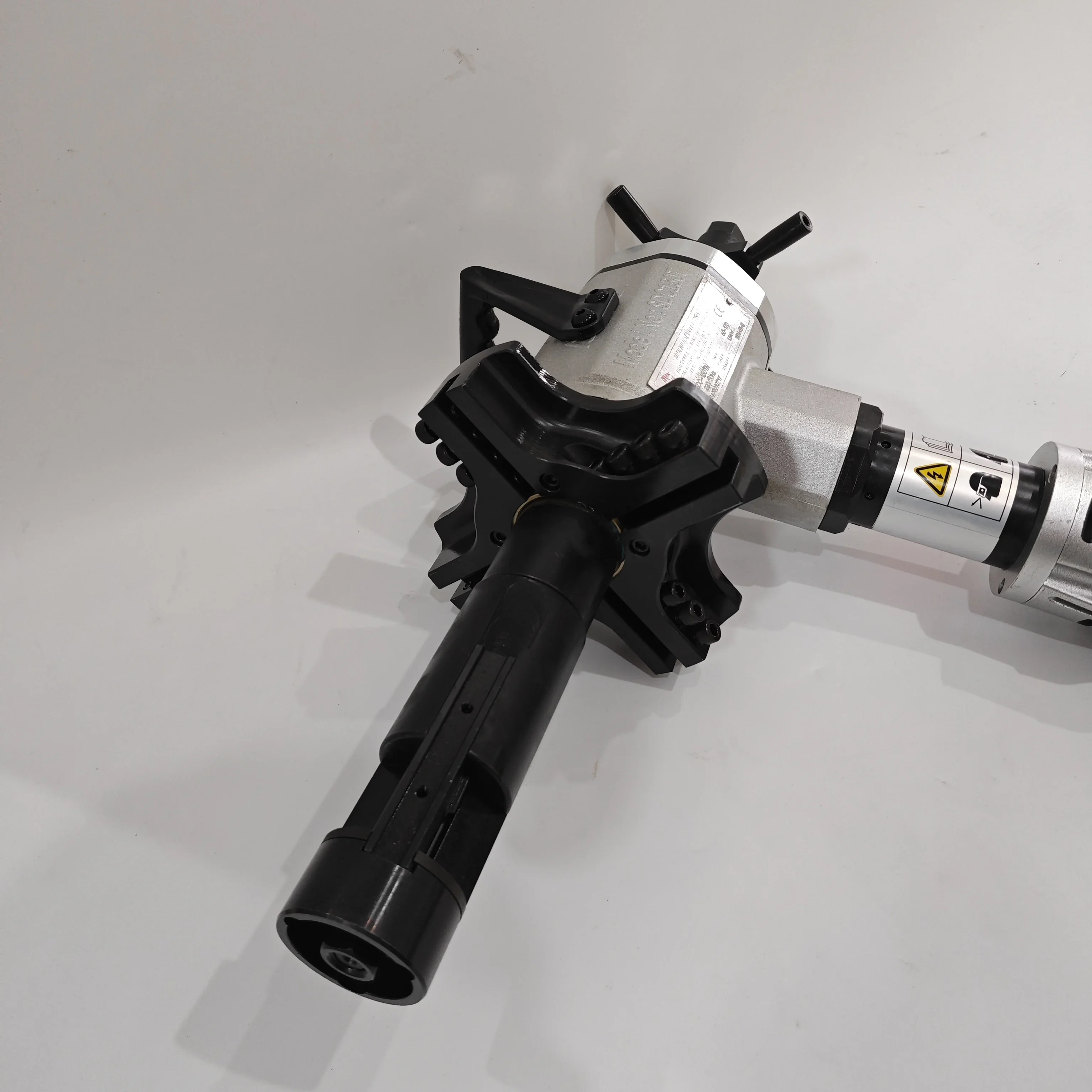 Máquina biseladora de tubos montada en identificación portátil eléctrica, biseladora de tubos 150T, 60-170mm