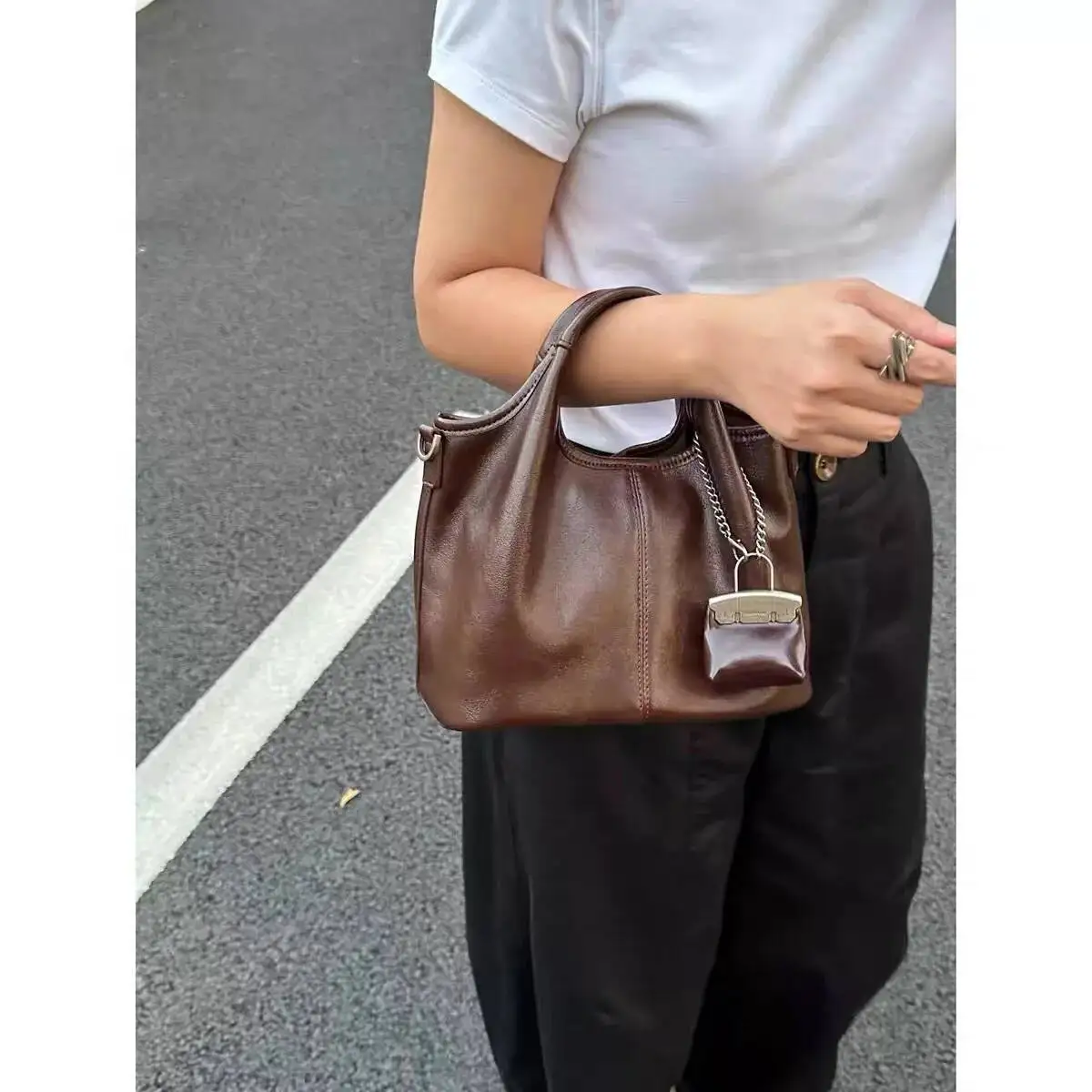 Bloom High Street Black Shoulder Bags Women 2025 New Pu Leather Handle Y2k Messenger Bag Female Retro Large Capacity Handbag