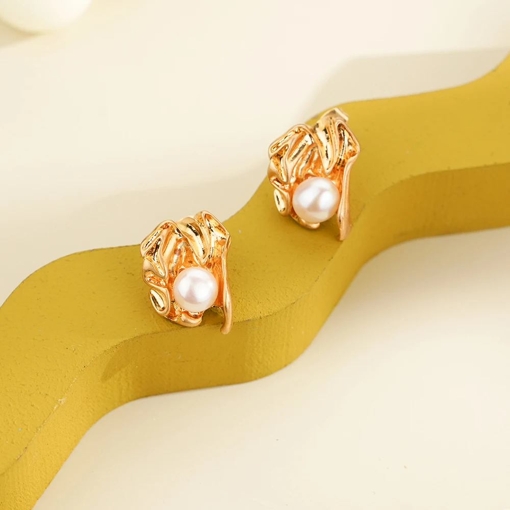 

Anti Allergy Earrings 925 Sliver Pins Gold Plated Pearl Stud Earrings For Women Flower Luxury Elegant Jewelry Korean Style Gifts