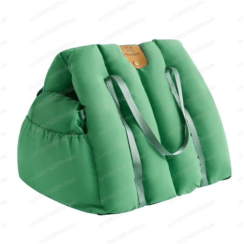 

Кошачий туалет можно носить в машине, встроенный и двойного назначения. Это переносно, когда выходить. Сумка для кошачьего туалета