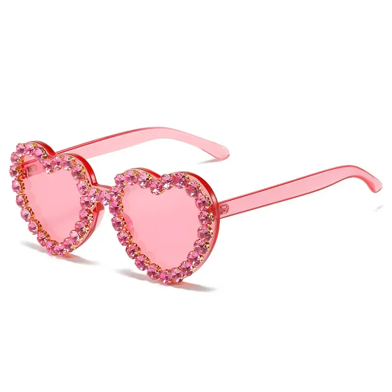 Pink Heart Shaped Diamond Sunglasses for Women New Luxury Brand Designer Sun Glasses Ladies Retro Hip Hop Cool Eyewear UV400