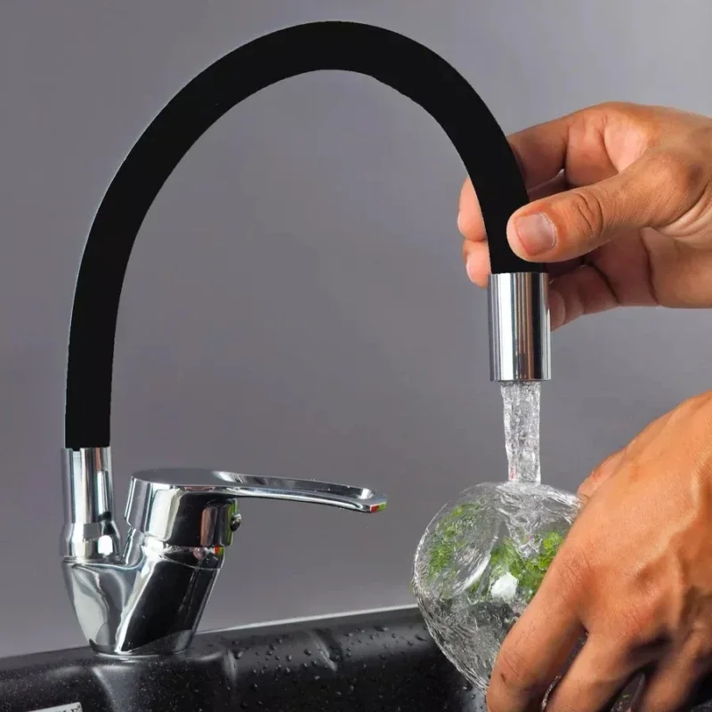 Kitchen Sink Faucet Hot and Cold Water Mixer Tap 360 Degree Rotating Flexible Hose Tap Deck Mount Single Hole  Faucet Kitchen