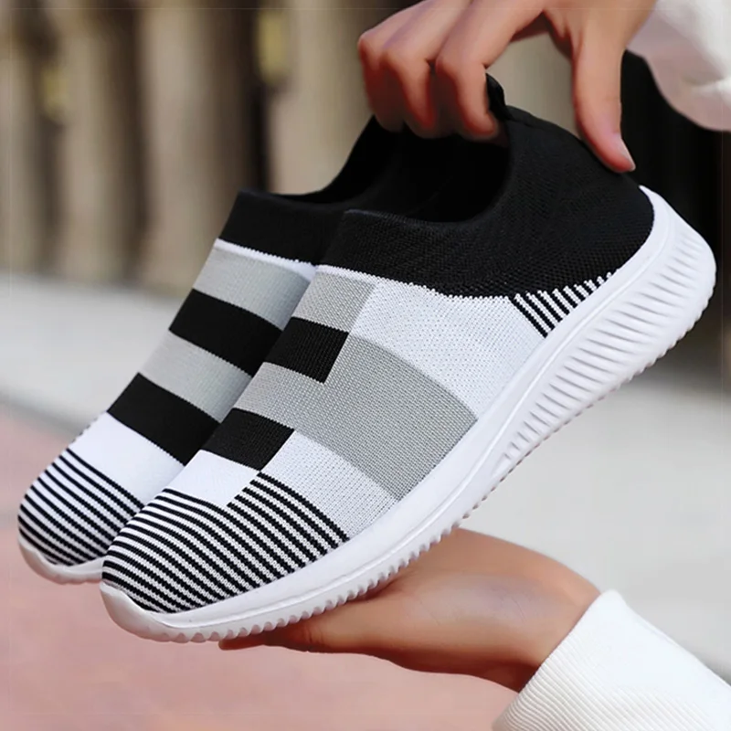 Women Shoes Mix Color Casual Sneaker Slip On Sneakers Women Flat Tennis For Lady Summer Sport Sneaker Female Sports Shoes Tennis