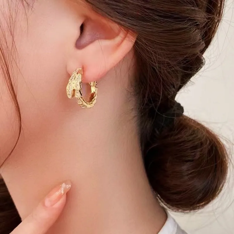 Customized Korean Drama Tear Queen Kim Jie woon Versatile Fashion Snake Earrings, Silver Needle Fashion Women\'s Jewelry Gift