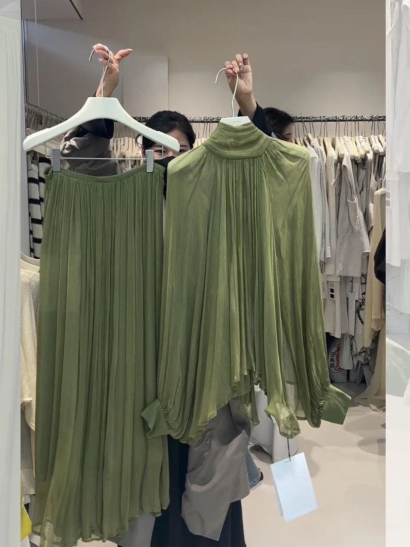 

Spring Green Chiffon High Collar Pleated Shirt Skirt Set Women's Fashionable Ageless Two-Piece Ensemble Casual Loose Fit