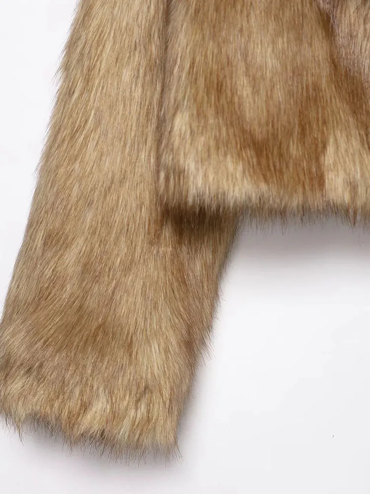 Donna 2025 Winter Chic Street Girls Giacca in pelliccia sintetica Donna Brand Fashion Fluffy Cappotto in pelliccia di volpe Capispalla femminile di lusso