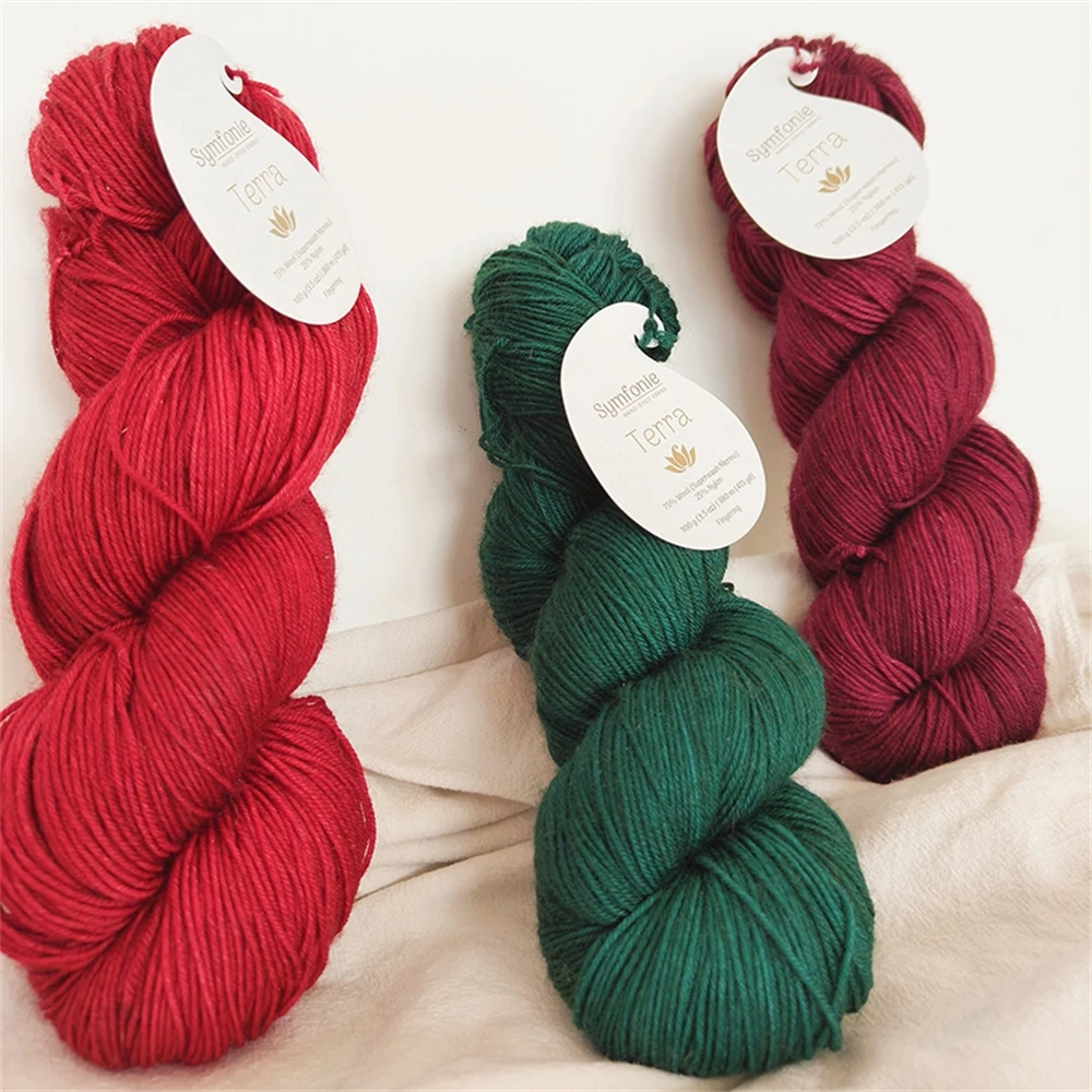 

1piece 100g Symfonie Terra Kniting Crochet Yarn, Extrafine Merino Blend Sweater Yarn, Comfort&Breathable for Socks, Shawl, Scarf
