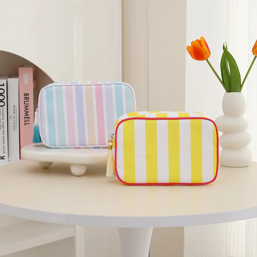 Women's Cosmetic Bag Korean Stripes Simple Portable Multi Functional Toiletries Storage Bag Large Capacity Travel Makeup Bag