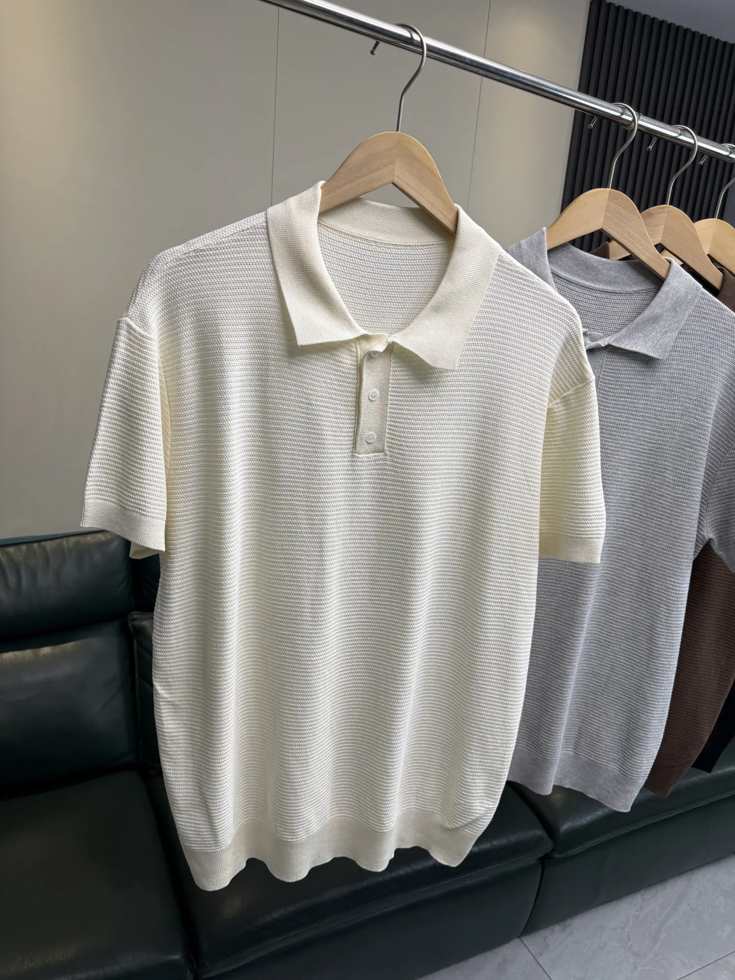 Recommended! Texture Strong! Summer Men's Cool Feeling Comfortable Breathable  Shirt Trendy Short Sleeve Turn-down Collar