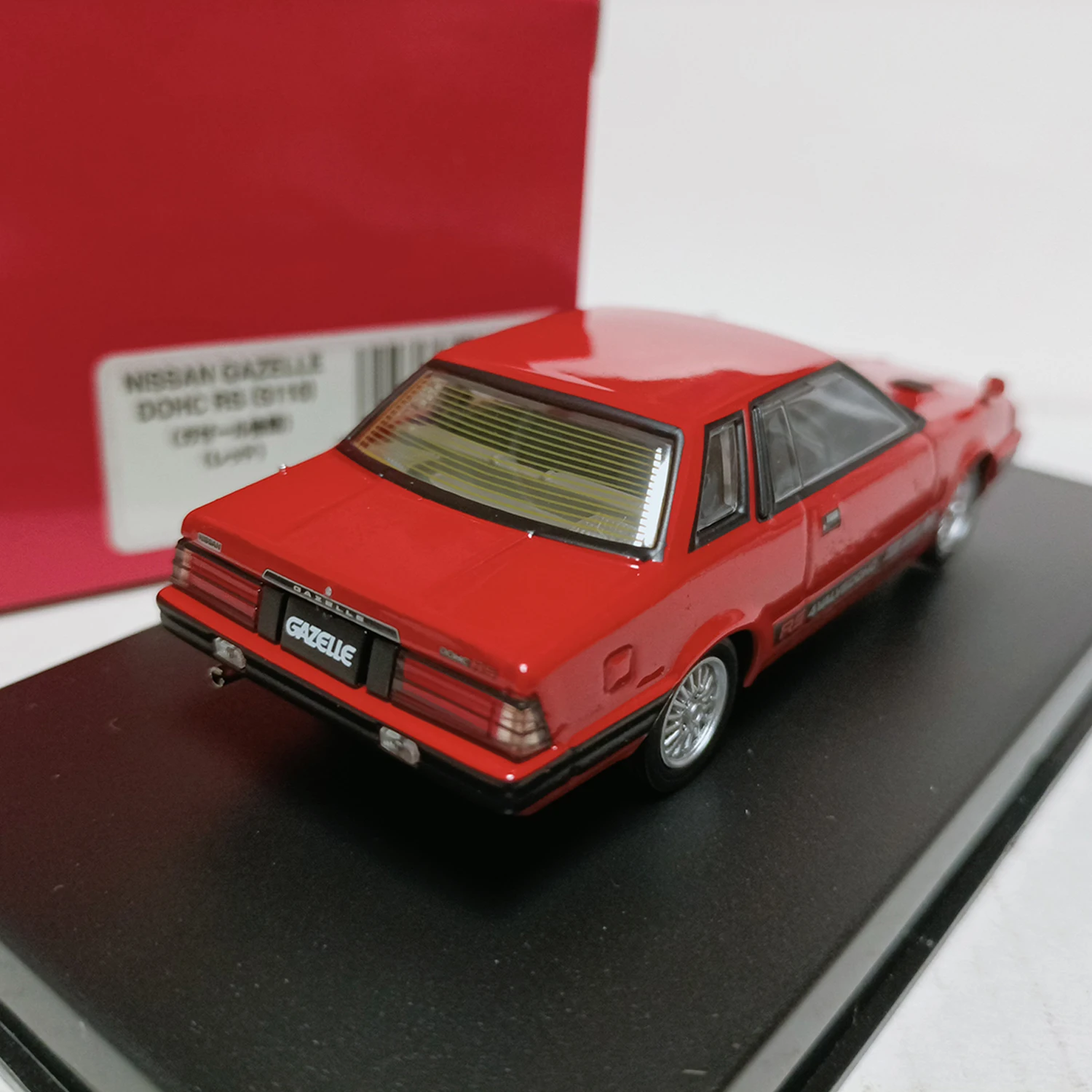 DISM 1:43 مقياس دييكاست سبيكة نيسان سيلفيا غازيل RS S110 لعب السيارات نموذج كلاسيكي الحنين الكبار هدية تذكارية عرض ثابت