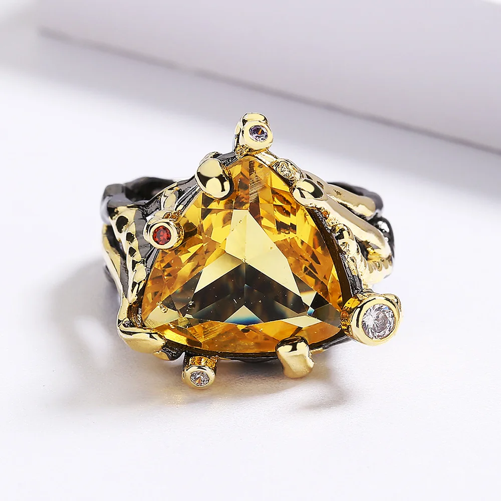 Women's Exaggerated Yellow Zircon Triangle Ring