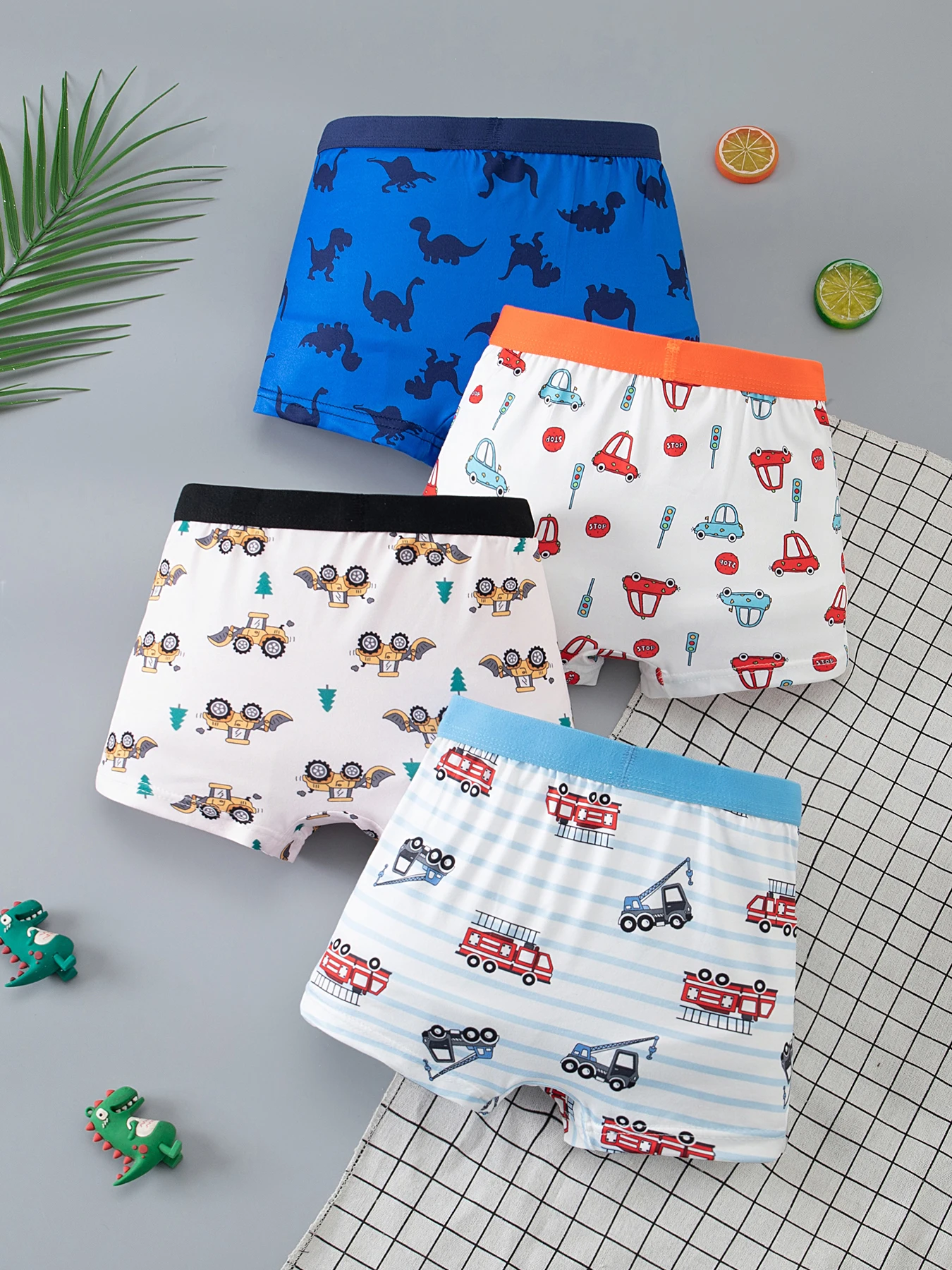 4-Piece Set of Children's Four Season Cute Printed Elastic Waisted Flat Underwear, Boys' Square Underwear, Casual Home Shorts