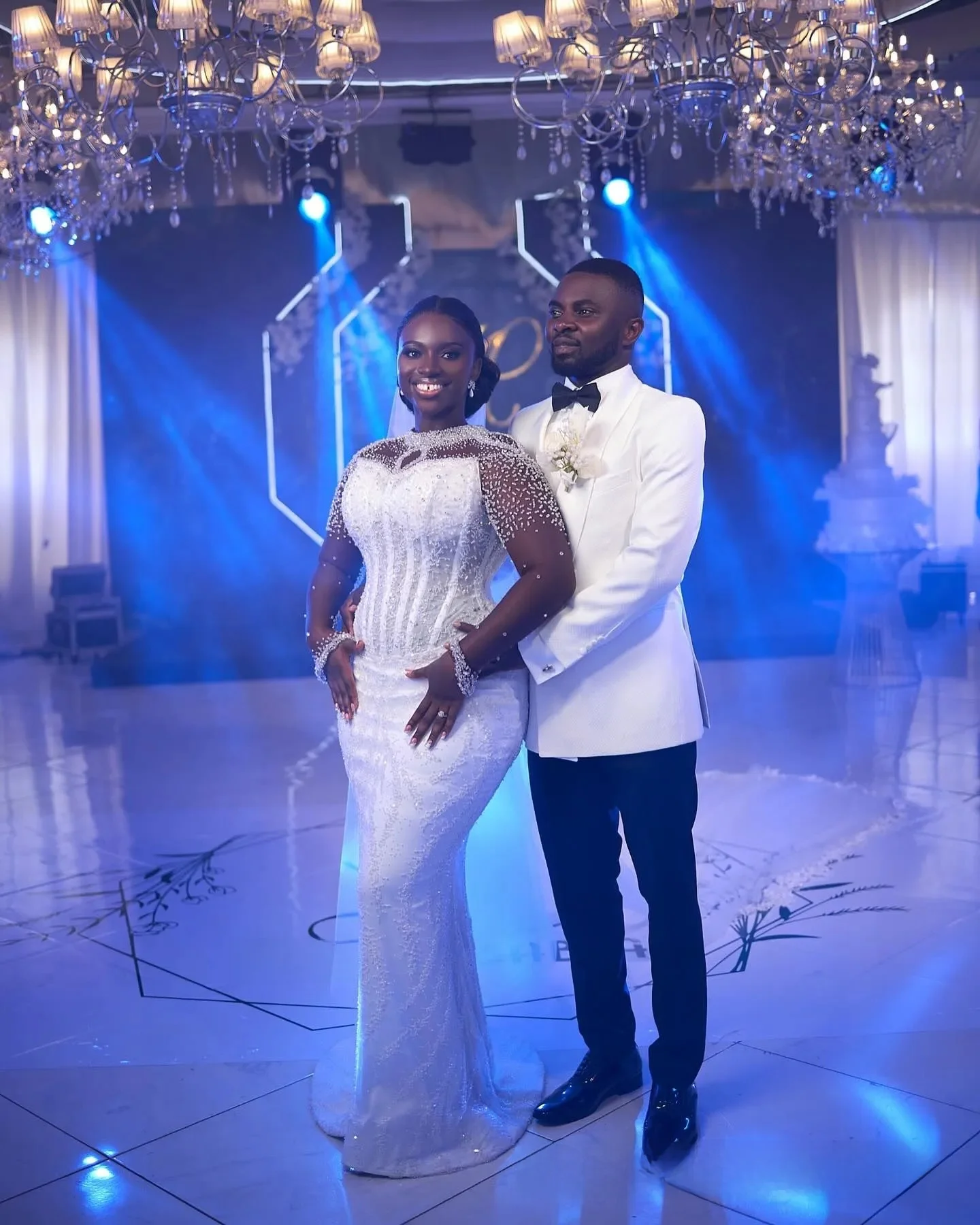 Robe de mariée africaine personnalisée, grande taille, avec traîne détachable, Illusion de sirène, col transparent, dentelle perlée, longue